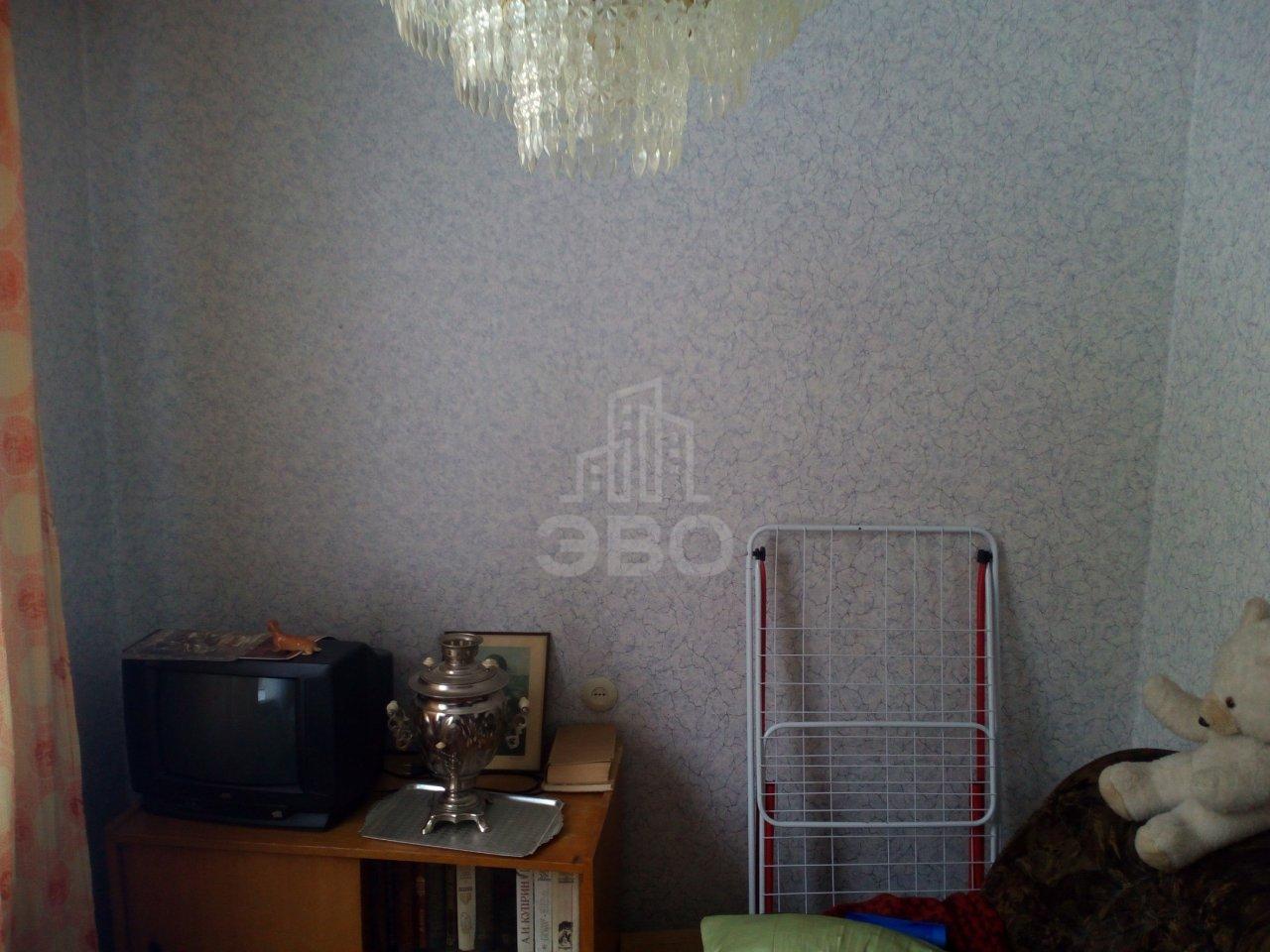 трехкомнатная квартира в Санкт-Петербурге по адресу: Тамбасова ул., 25, к 7