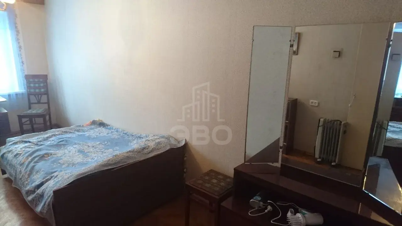 трехкомнатная квартира в Санкт-Петербурге по адресу: Маршала Блюхера пр-кт., 61, к.2
