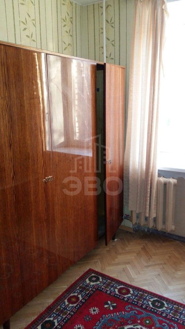 трехкомнатная квартира в Санкт-Петербурге по адресу: ул. Наличная д 37 к 3