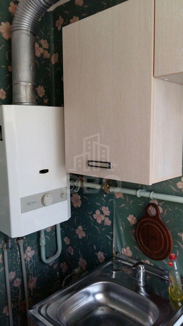 трехкомнатная квартира в Санкт-Петербурге по адресу: ул. Наличная д 37 к 3