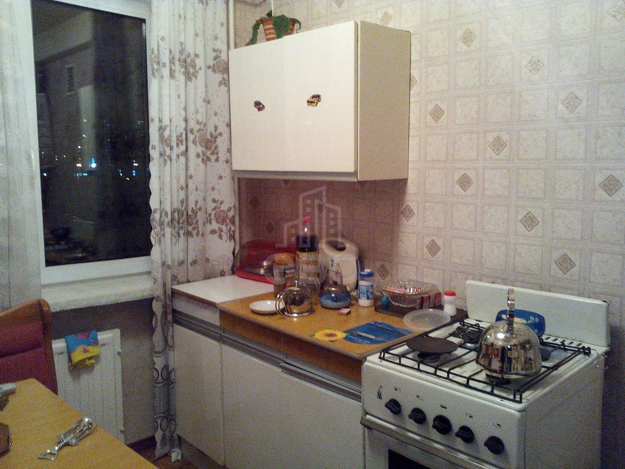 двухкомнатная квартира в Санкт-Петербурге по адресу: пр. Энтузиастов д 22 к 1