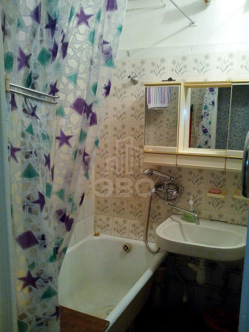 двухкомнатная квартира в Санкт-Петербурге по адресу: пр. Энтузиастов д 22 к 1