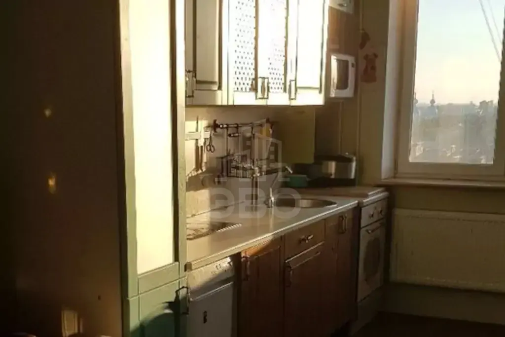 двухкомнатная квартира в Санкт-Петербурге по адресу: Тарасова ул., 8, к 2