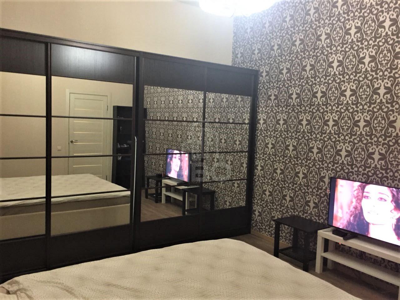 однокомнатная квартира в Санкт-Петербурге по адресу: Бронницкая ул., 13/19