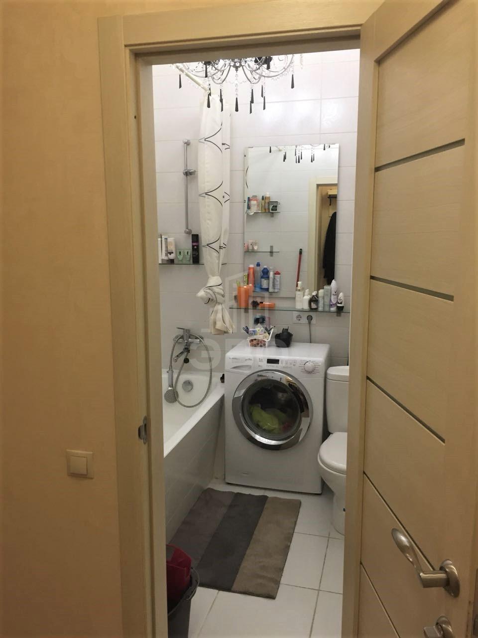 однокомнатная квартира в Санкт-Петербурге по адресу: Бронницкая ул., 13/19