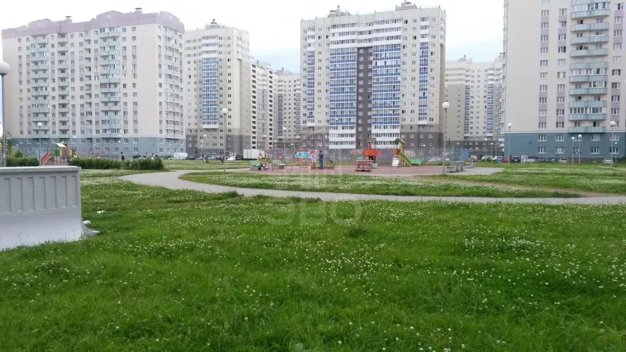 однокомнатная квартира в Санкт-Петербурге по адресу: ул. Маршала Захарова д 12 к 2