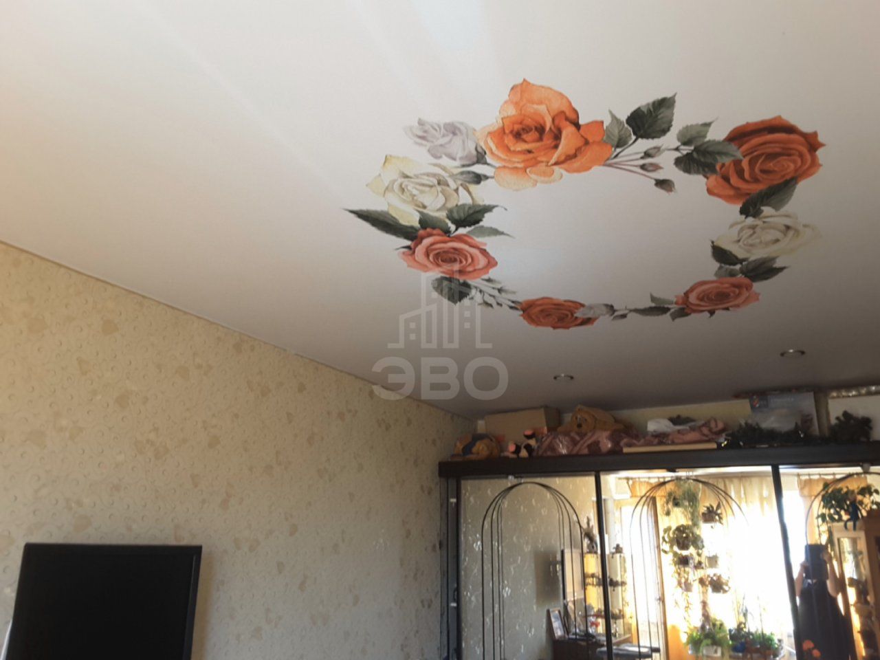 трехкомнатная квартира в Санкт-Петербурге по адресу: Композиторов ул., 33, к 3