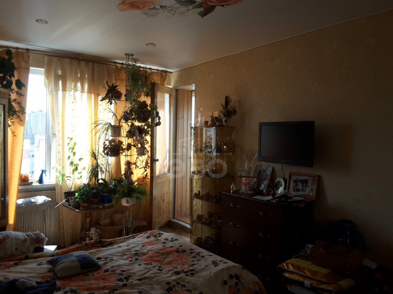 трехкомнатная квартира в Санкт-Петербурге по адресу: Композиторов ул., 33, к 3