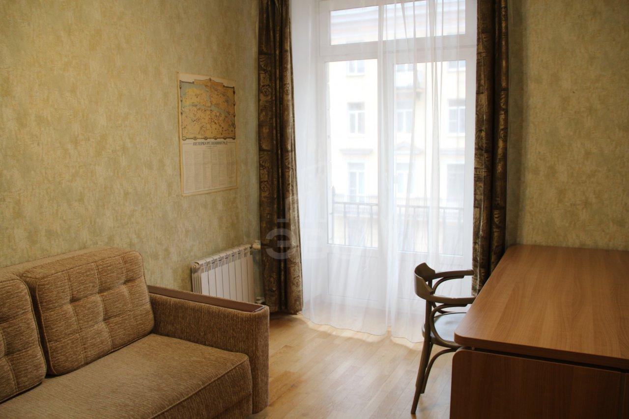 двухкомнатная квартира в Санкт-Петербурге по адресу: Средний В.О. пр д 99 к 18