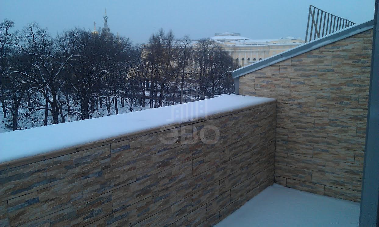 трехкомнатная квартира в Санкт-Петербурге по адресу: Итальянская улица 4