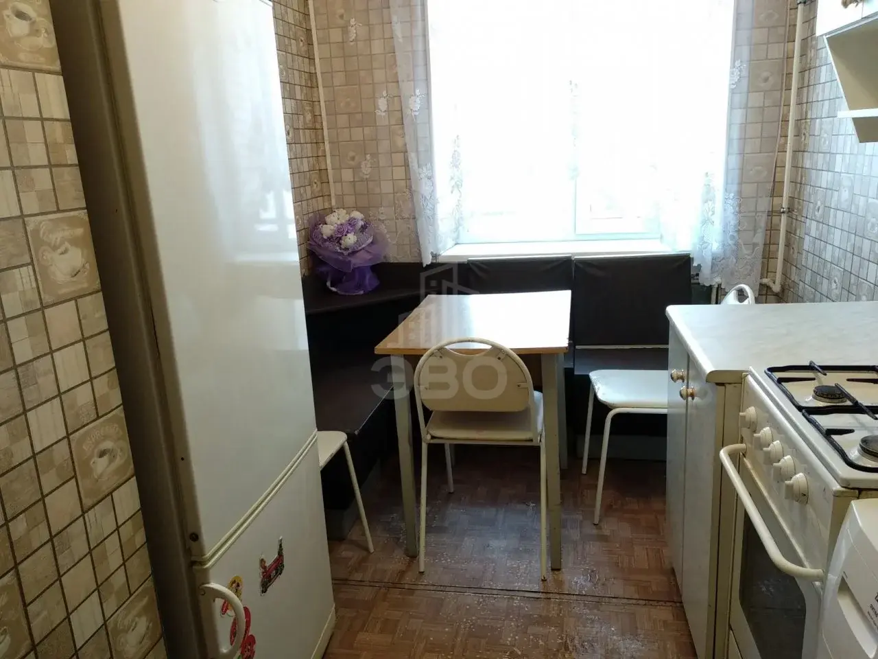 однокомнатная квартира в Санкт-Петербурге по адресу: Новоизмайловский пр-кт., 46, к 1