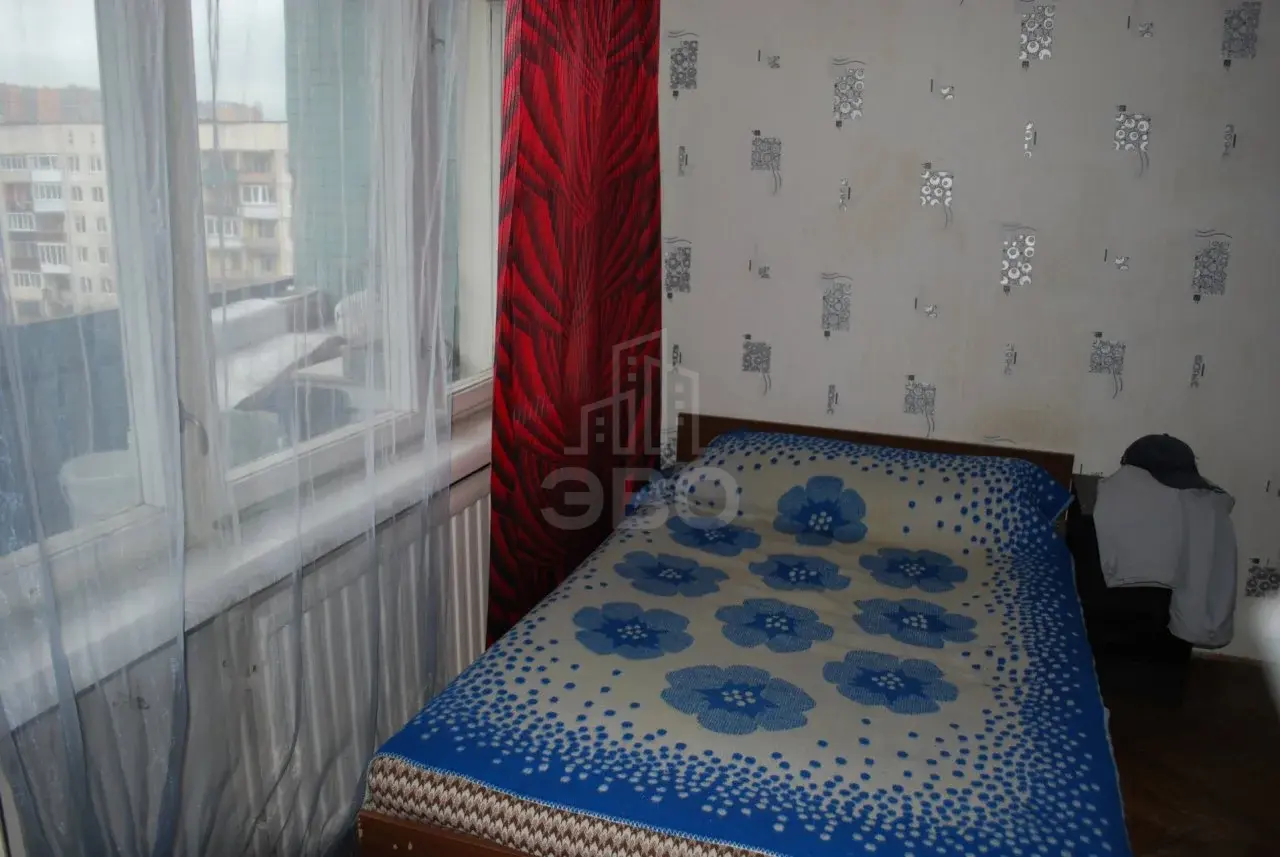 комната в Санкт-Петербурге по адресу: Подвойского ул., 40, к 1