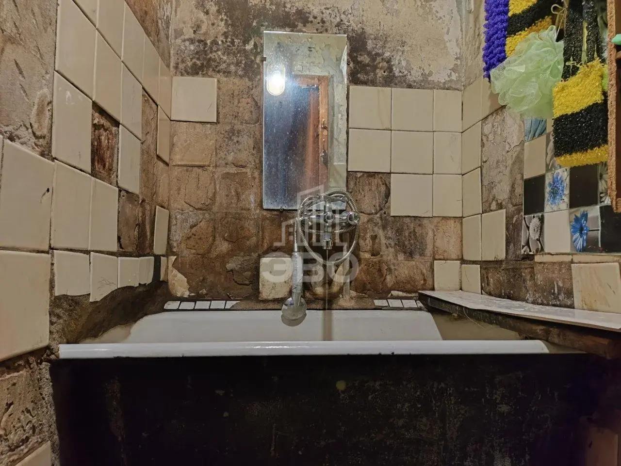 комната в Санкт-Петербурге по адресу: Омская ул., 22