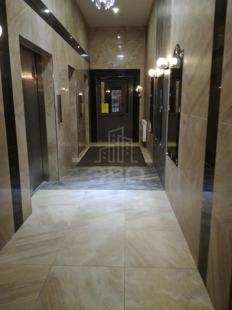 трехкомнатная квартира в Санкт-Петербурге по адресу: Луначарского проспект, 11, к 1, литера А