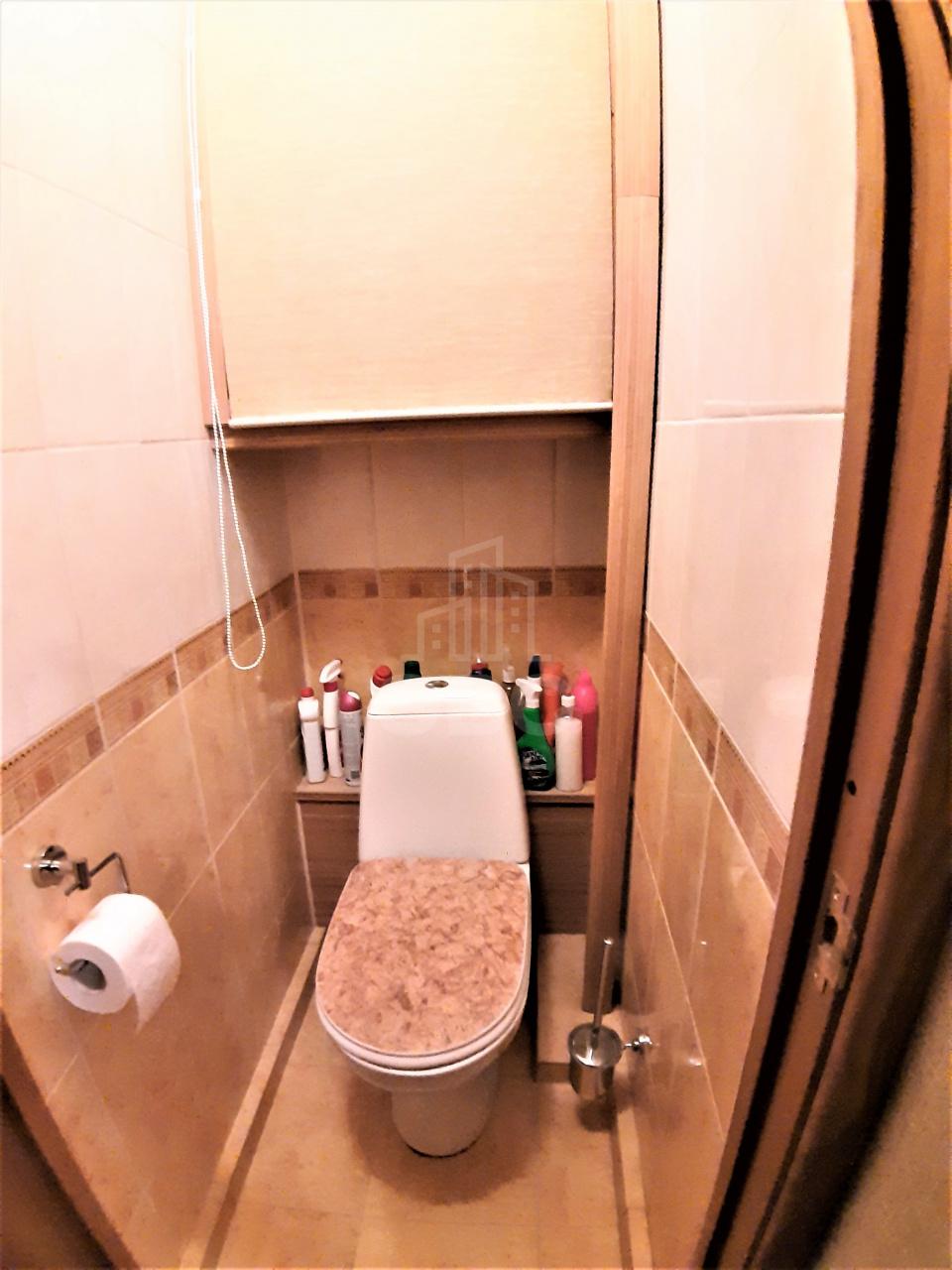 однокомнатная квартира в Санкт-Петербурге по адресу: Художников проспект, 33, к 1