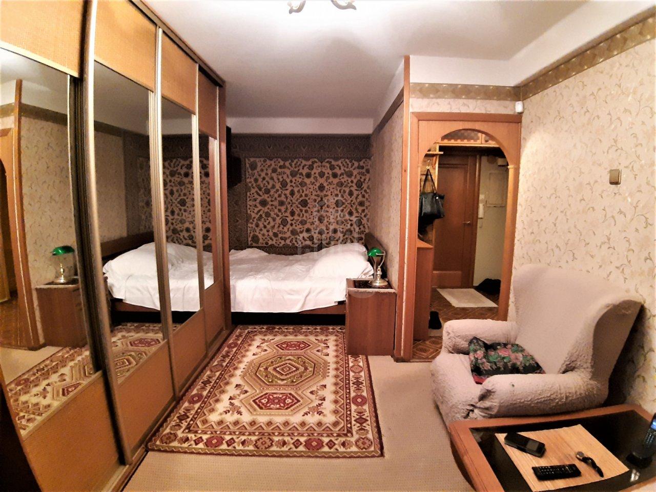 однокомнатная квартира в Санкт-Петербурге по адресу: Художников проспект, 33, к 1