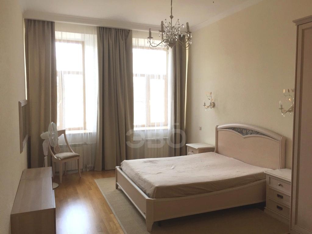 многокомнатная квартира в Санкт-Петербурге по адресу: наб. Реки Мойки, д.64