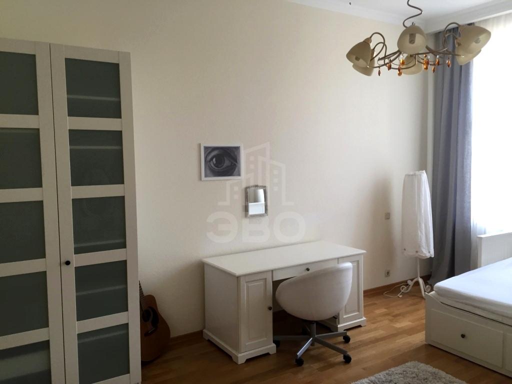 многокомнатная квартира в Санкт-Петербурге по адресу: наб. Реки Мойки, д.64