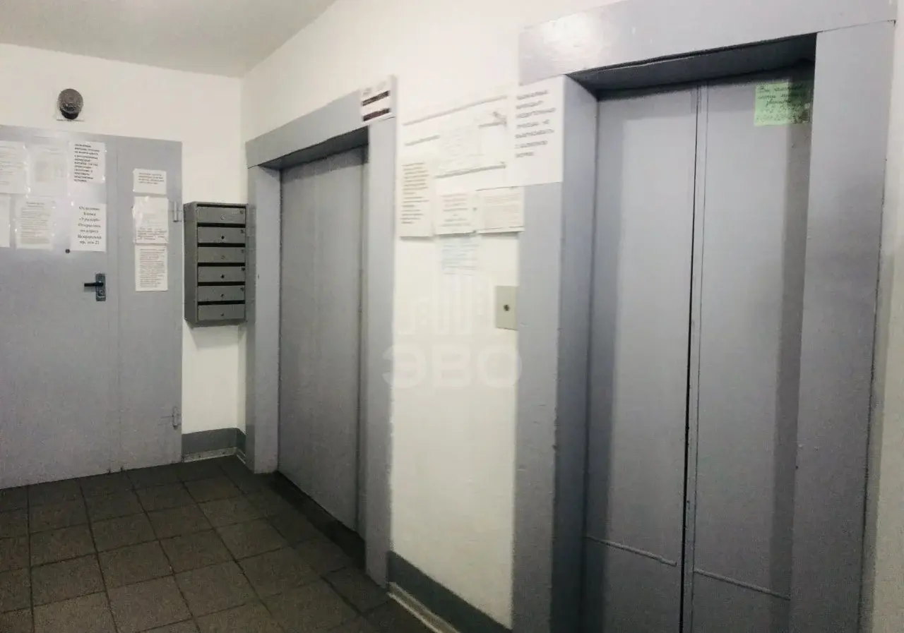 трехкомнатная квартира в Санкт-Петербурге по адресу: Пятилеток проспект, 4