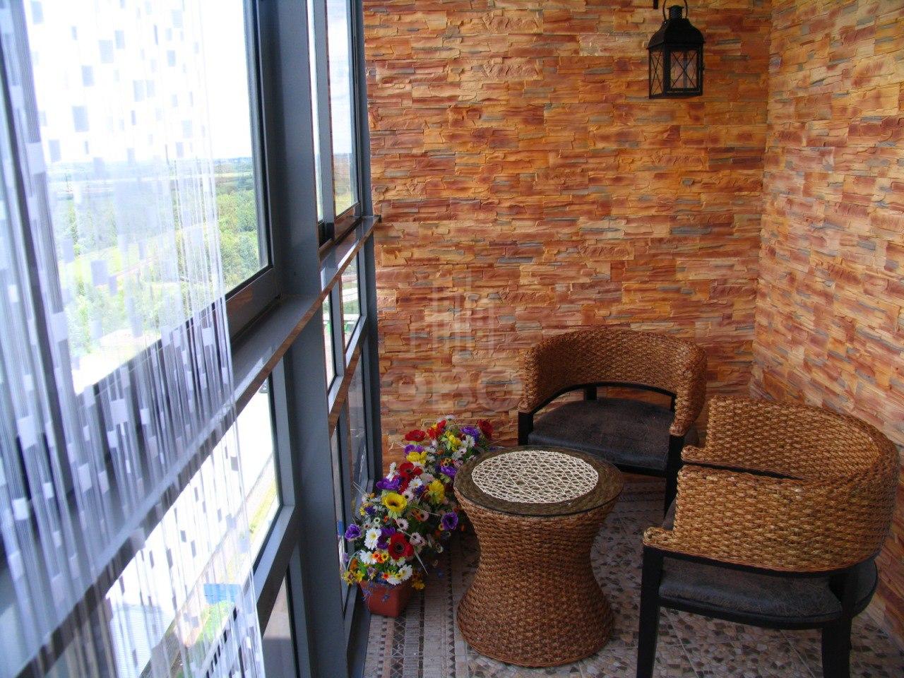 однокомнатная квартира в Санкт-Петербурге по адресу: п Мурино пл Привокзальная д 3