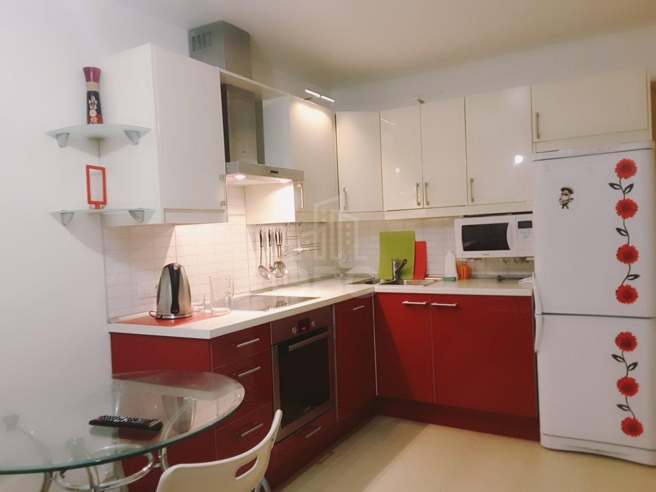 однокомнатная квартира в Санкт-Петербурге по адресу: Карпинского ул., 33, к 1