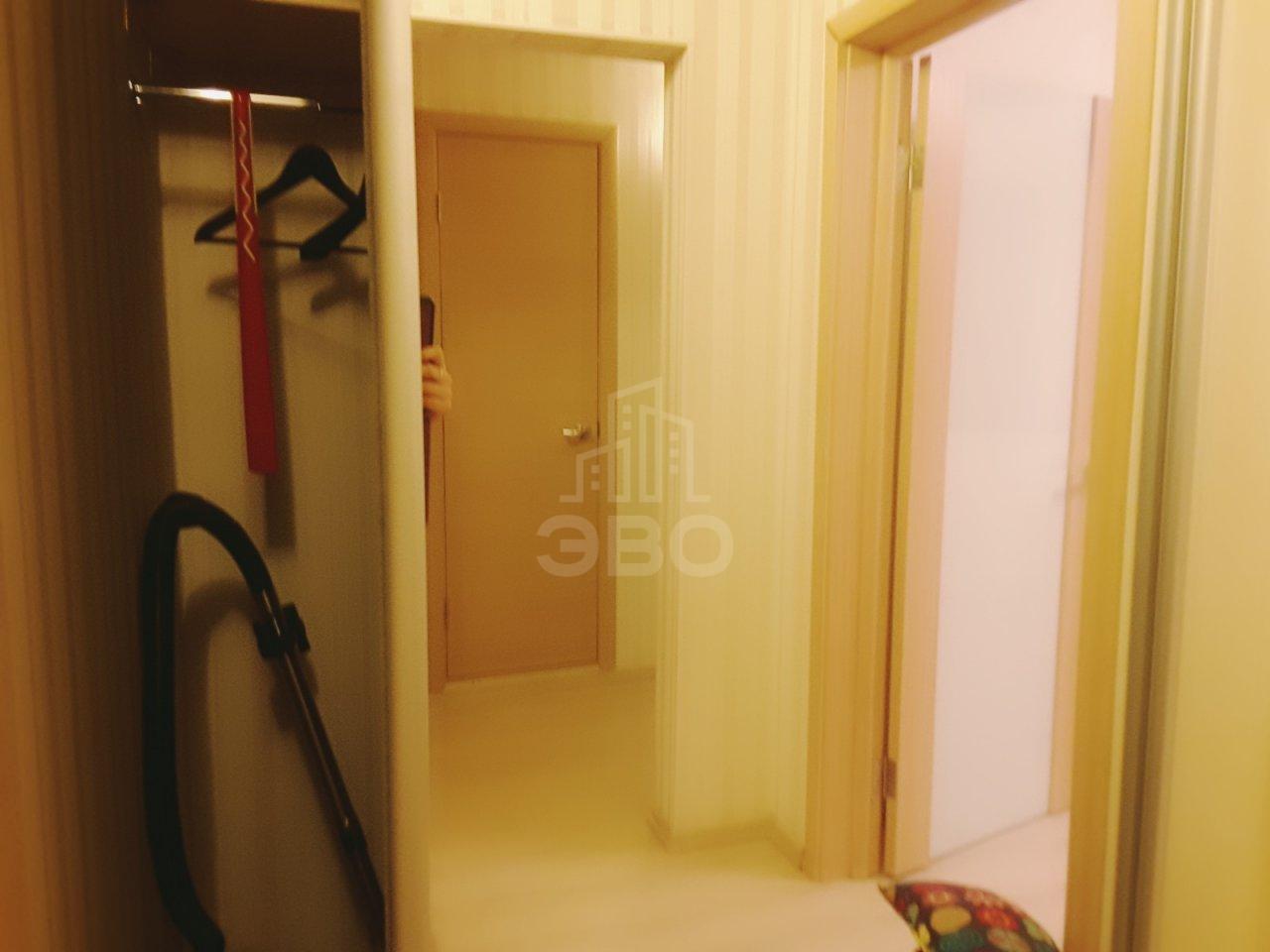 однокомнатная квартира в Санкт-Петербурге по адресу: Карпинского ул., 33, к 1