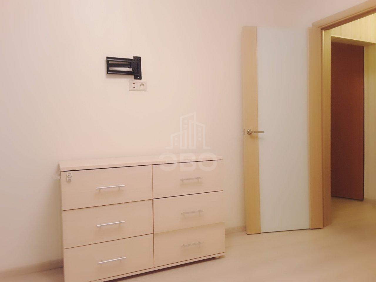 однокомнатная квартира в Санкт-Петербурге по адресу: Карпинского ул., 33, к 1