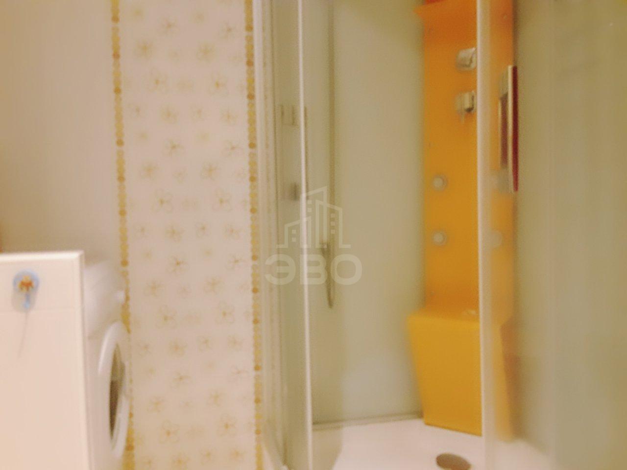 однокомнатная квартира в Санкт-Петербурге по адресу: Карпинского ул., 33, к 1