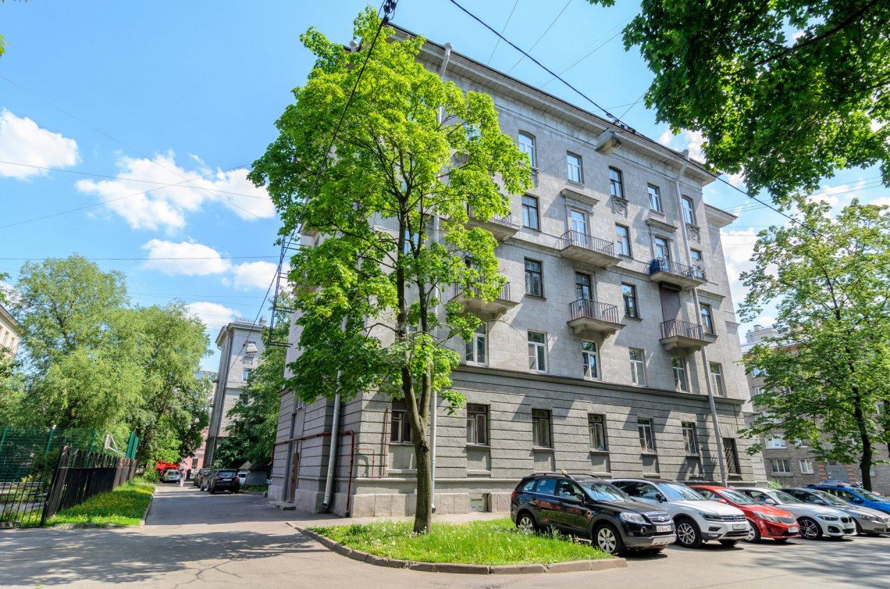 двухкомнатная квартира в Санкт-Петербурге по адресу: Среднегаванский проспект, 1