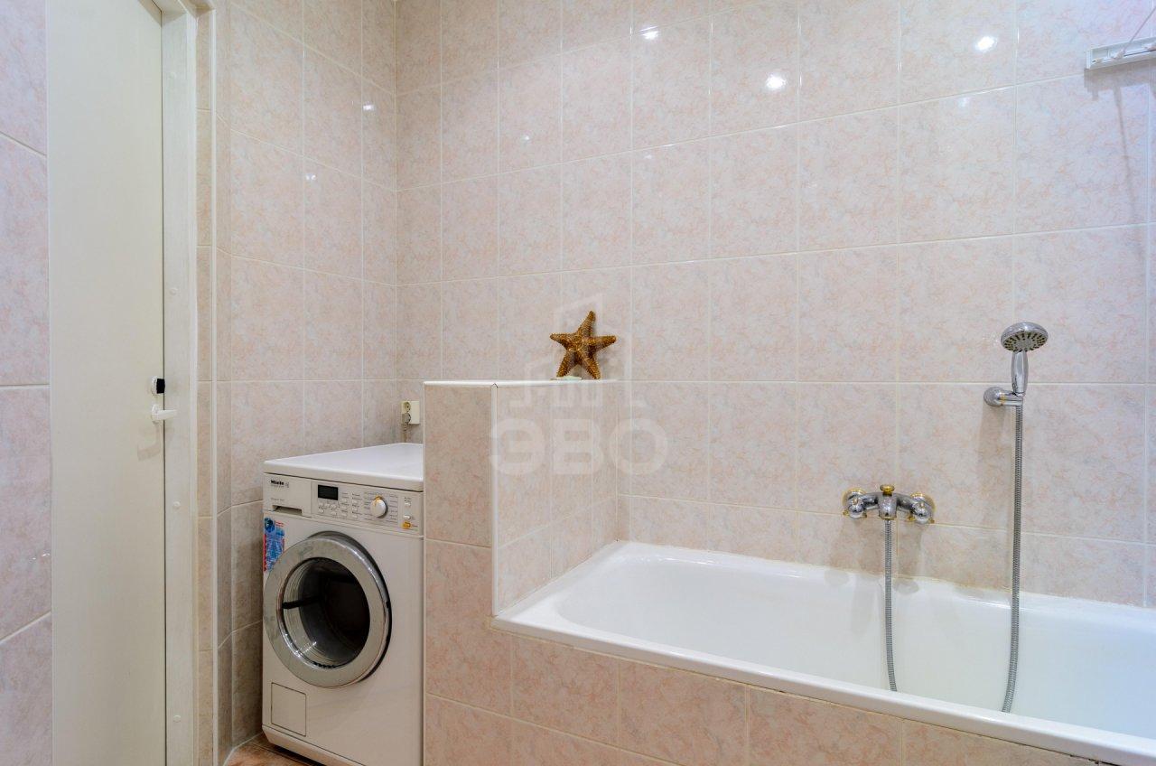 двухкомнатная квартира в Санкт-Петербурге по адресу: Среднегаванский проспект, 1