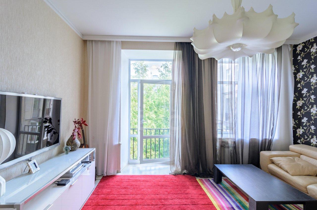 двухкомнатная квартира в Санкт-Петербурге по адресу: Среднегаванский проспект, 1