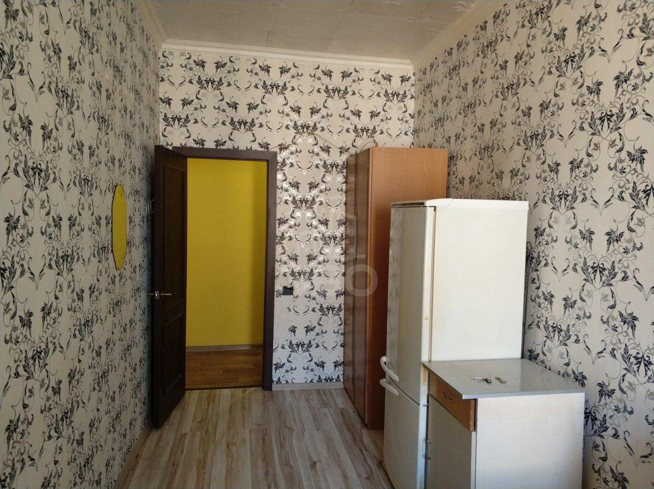 четырехкомнатная квартира в Санкт-Петербурге по адресу: Старо-Петергофский проспект, 37