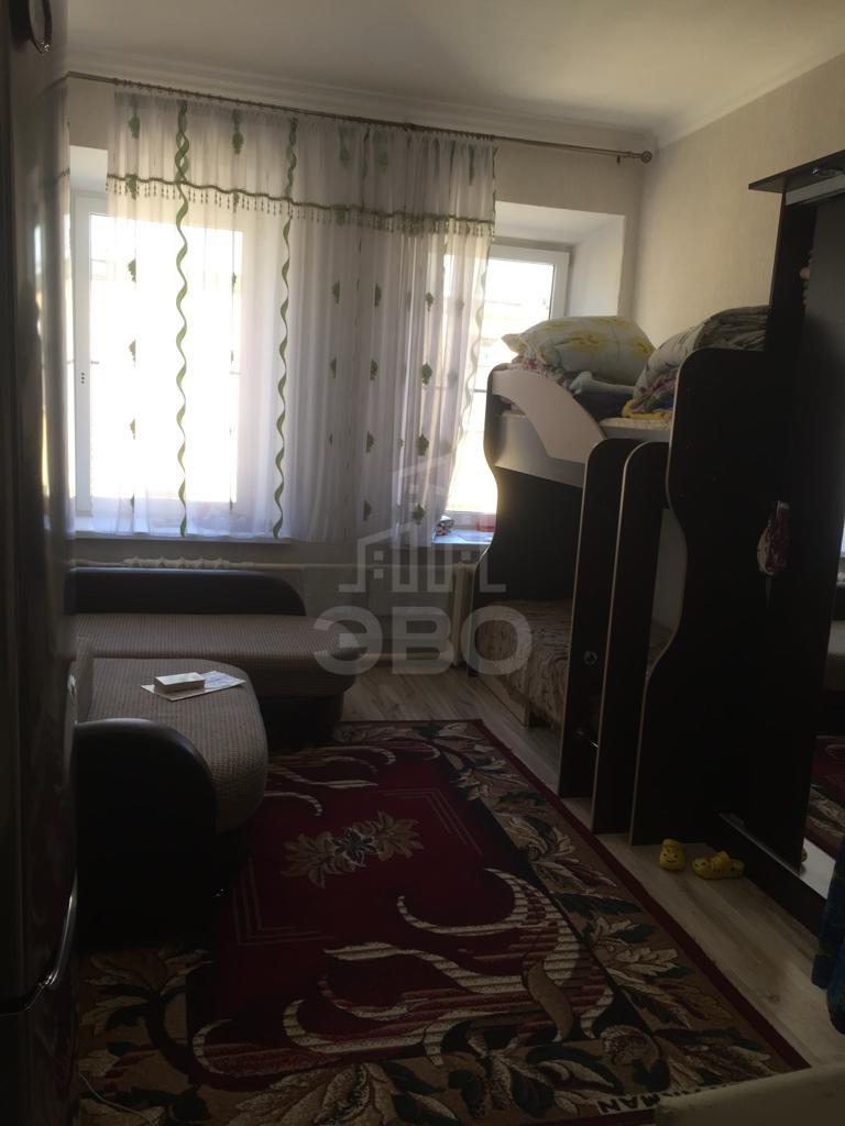 четырехкомнатная квартира в Санкт-Петербурге по адресу: Старо-Петергофский проспект, 37