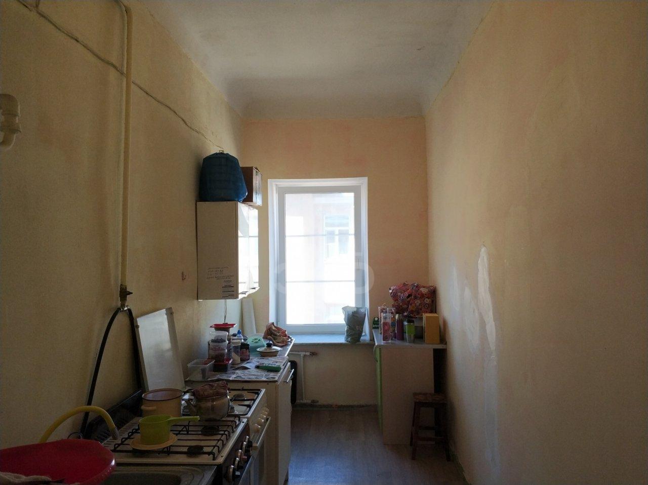 четырехкомнатная квартира в Санкт-Петербурге по адресу: Старо-Петергофский проспект, 37