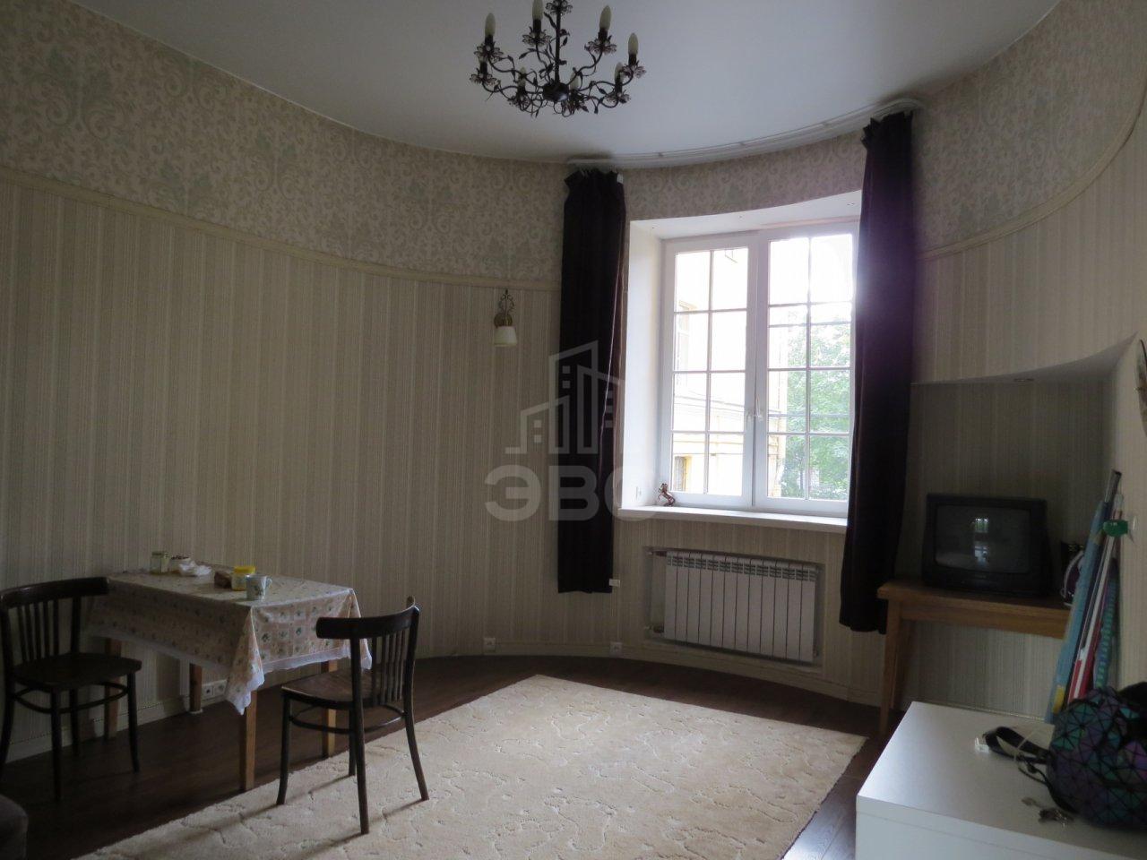 однокомнатная квартира в Санкт-Петербурге по адресу: Комиссара Смирнова ул., 15