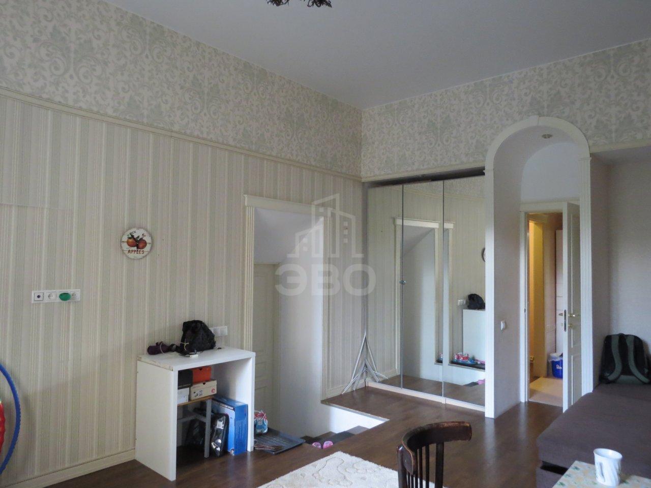 однокомнатная квартира в Санкт-Петербурге по адресу: Комиссара Смирнова ул., 15