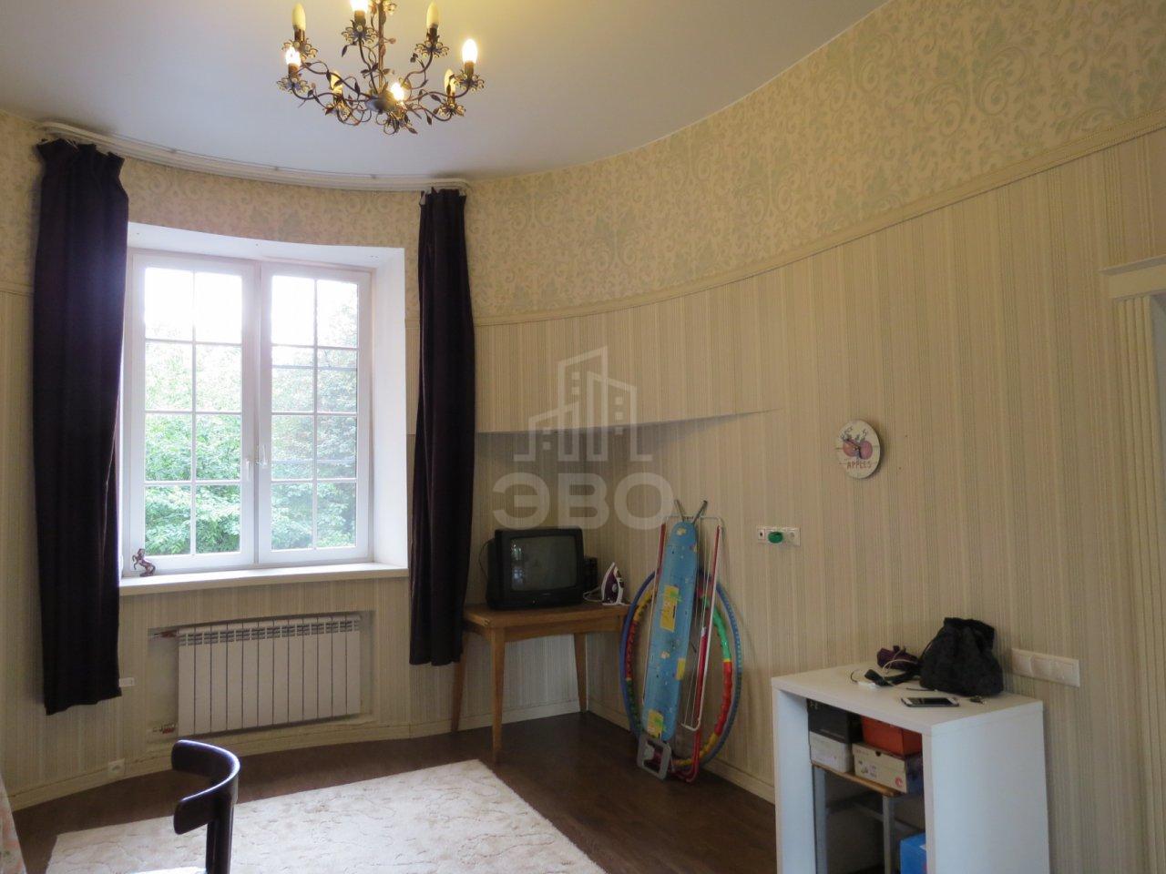 однокомнатная квартира в Санкт-Петербурге по адресу: Комиссара Смирнова ул., 15