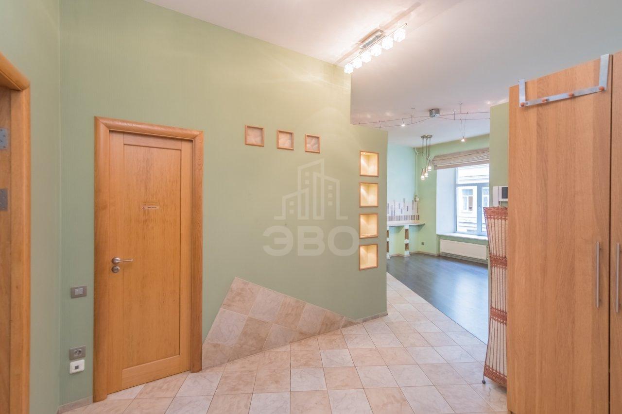 двухкомнатная квартира в Санкт-Петербурге по адресу: Некрасова ул., 40