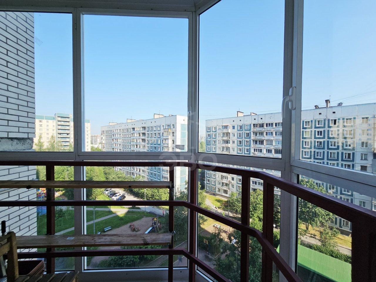 трехкомнатная квартира в Санкт-Петербурге по адресу: Богатырский проспект, 39, к 2