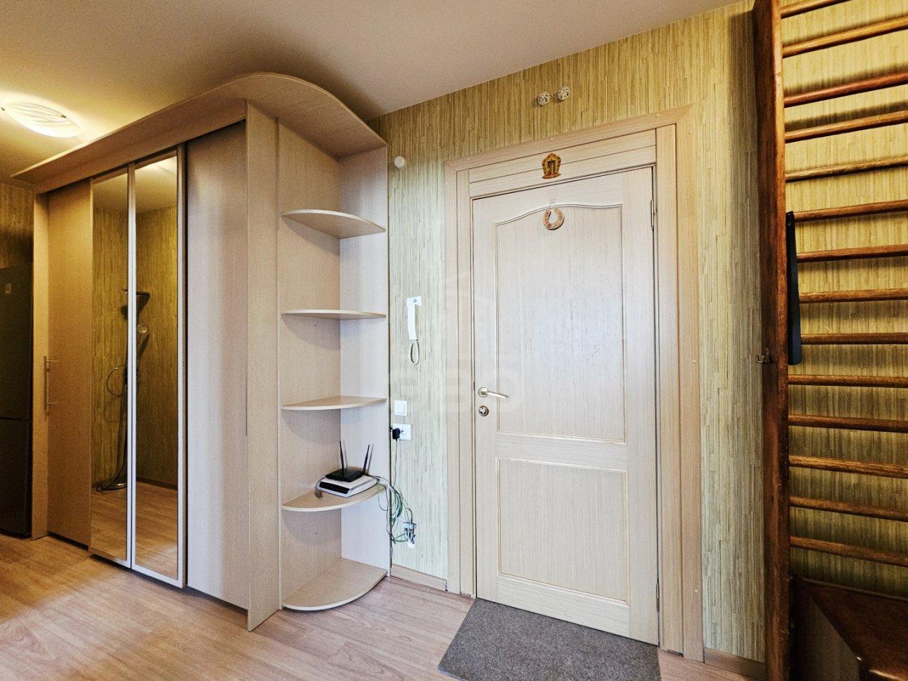 трехкомнатная квартира в Санкт-Петербурге по адресу: Богатырский проспект, 39, к 2