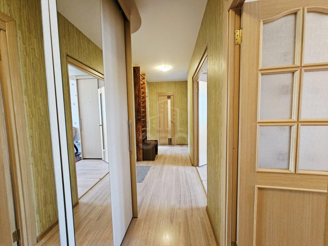 трехкомнатная квартира в Санкт-Петербурге по адресу: Богатырский проспект, 39, к 2