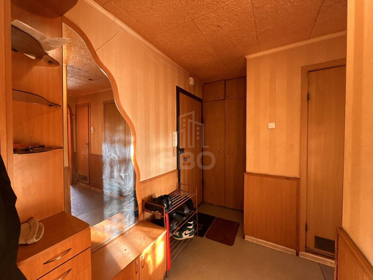 трехкомнатная квартира в Санкт-Петербурге по адресу: Купчинская ул., 15, к 2