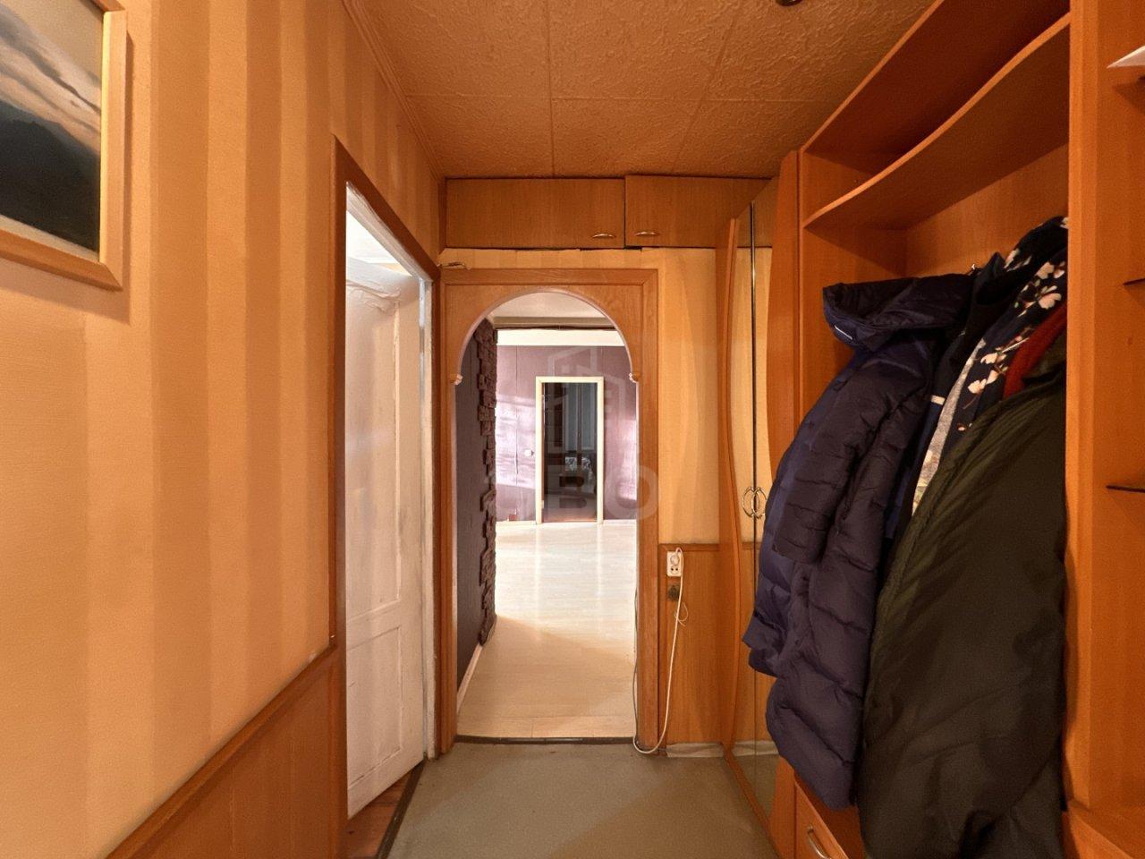 трехкомнатная квартира в Санкт-Петербурге по адресу: Купчинская ул., 15, к 2