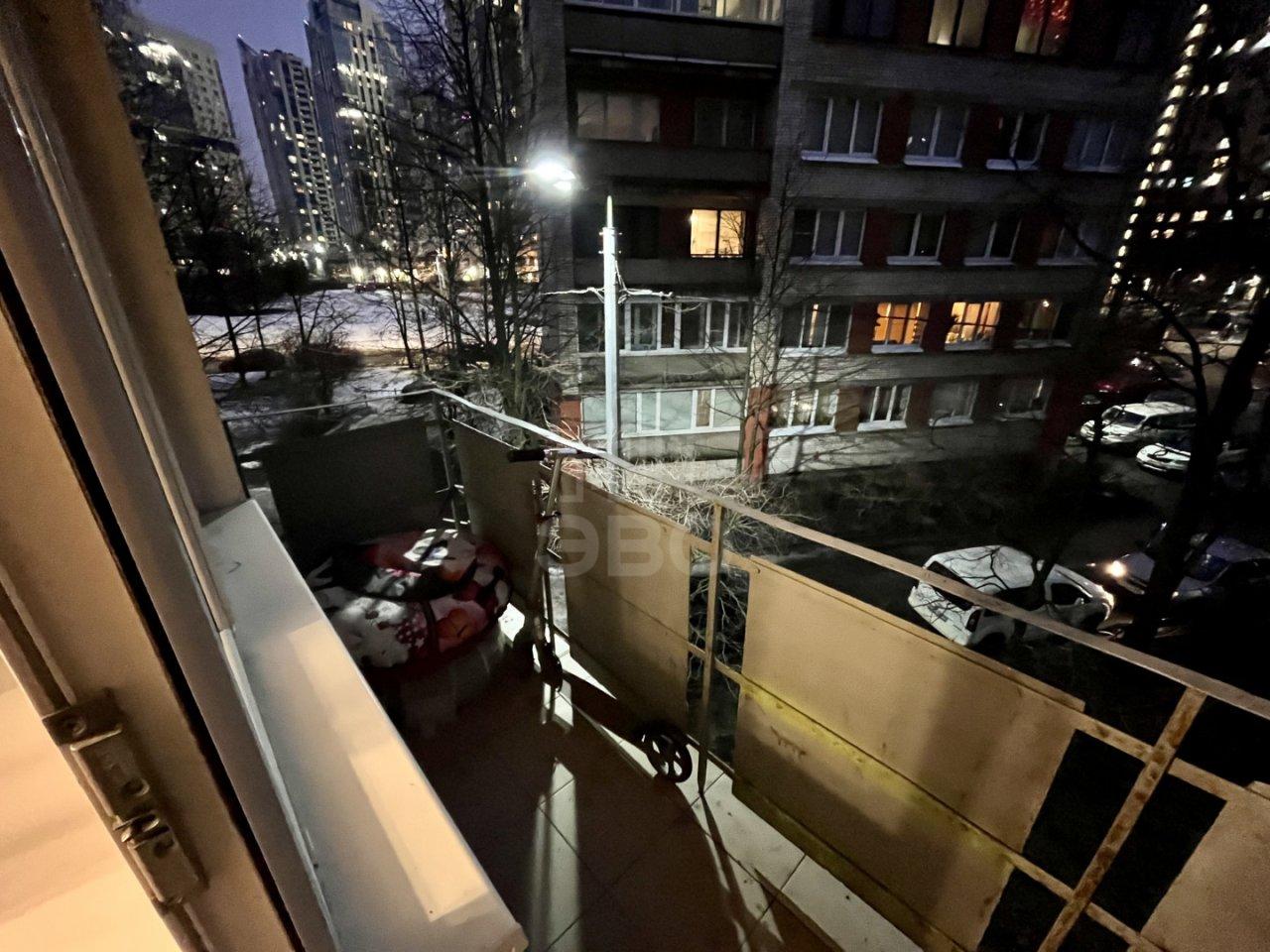 двухкомнатная квартира в Санкт-Петербурге по адресу: Юрия Гагарина проспект, 26, к 8