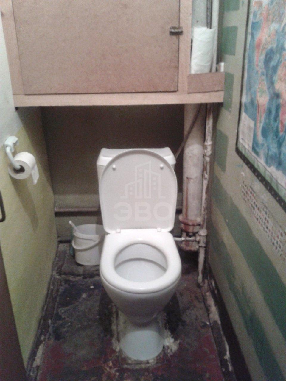 комната в Санкт-Петербурге по адресу: Васильевский остров, 12 линия дом 35