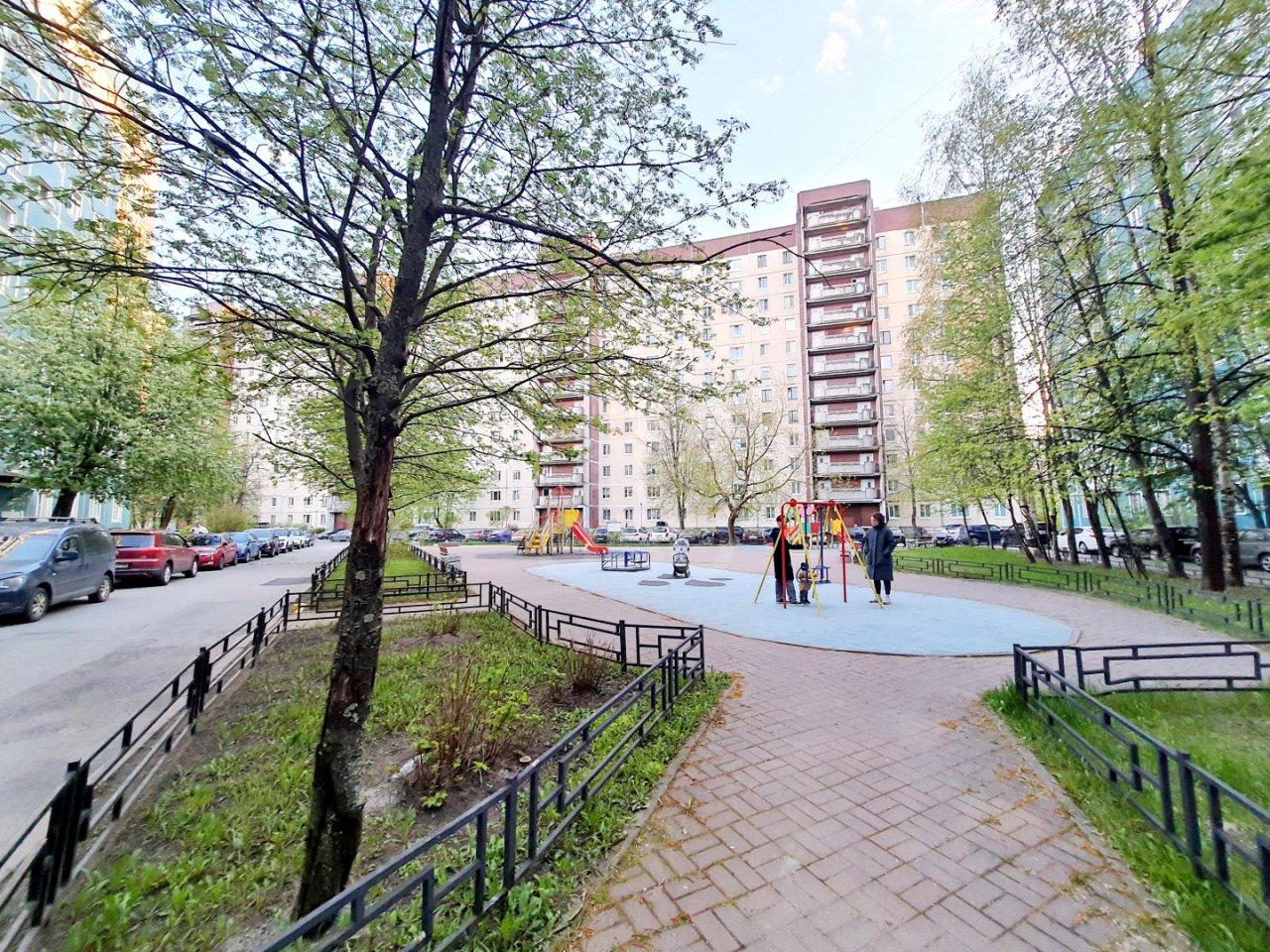 однокомнатная квартира в Санкт-Петербурге по адресу: Шаврова ул., 23, к 1