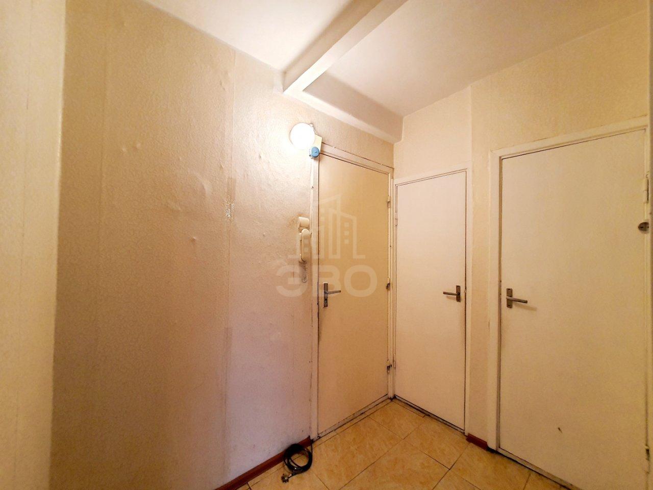 однокомнатная квартира в Санкт-Петербурге по адресу: Шаврова ул., 23, к 1