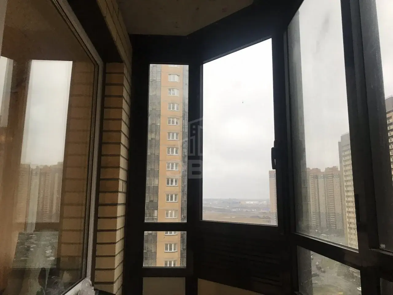 трехкомнатная квартира в Санкт-Петербурге по адресу: Заречная ул., 41