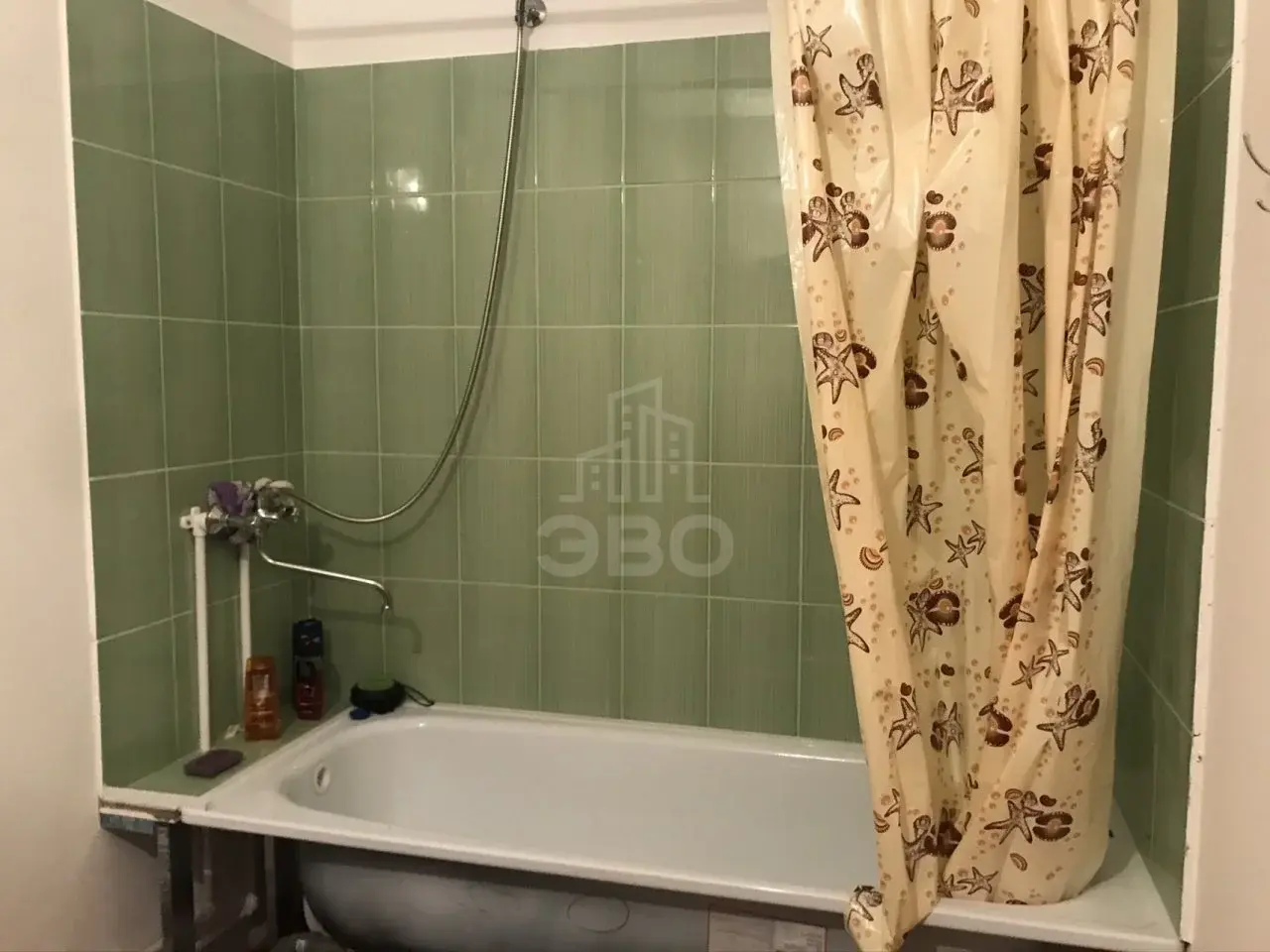 трехкомнатная квартира в Санкт-Петербурге по адресу: Заречная ул., 41