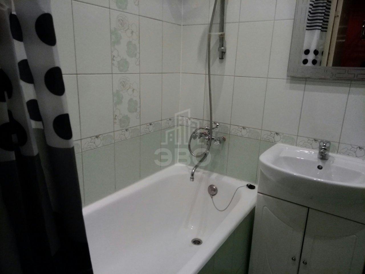 однокомнатная квартира в Санкт-Петербурге по адресу: 2-я Комсомольская ул., 40, к 1